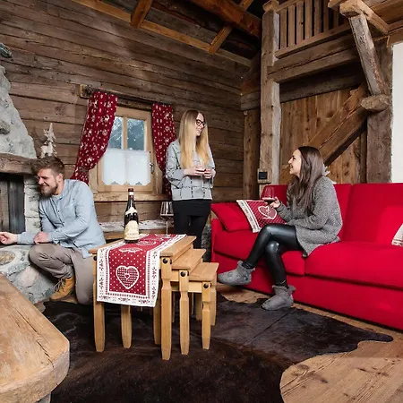 Charm Chalet *